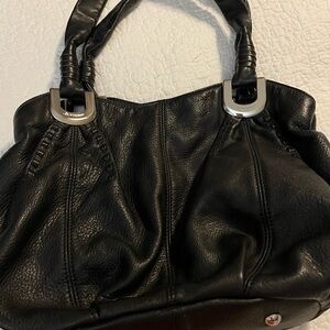 B Makowsky Luxurious Black Leather Shoulder Bag with Structured Design